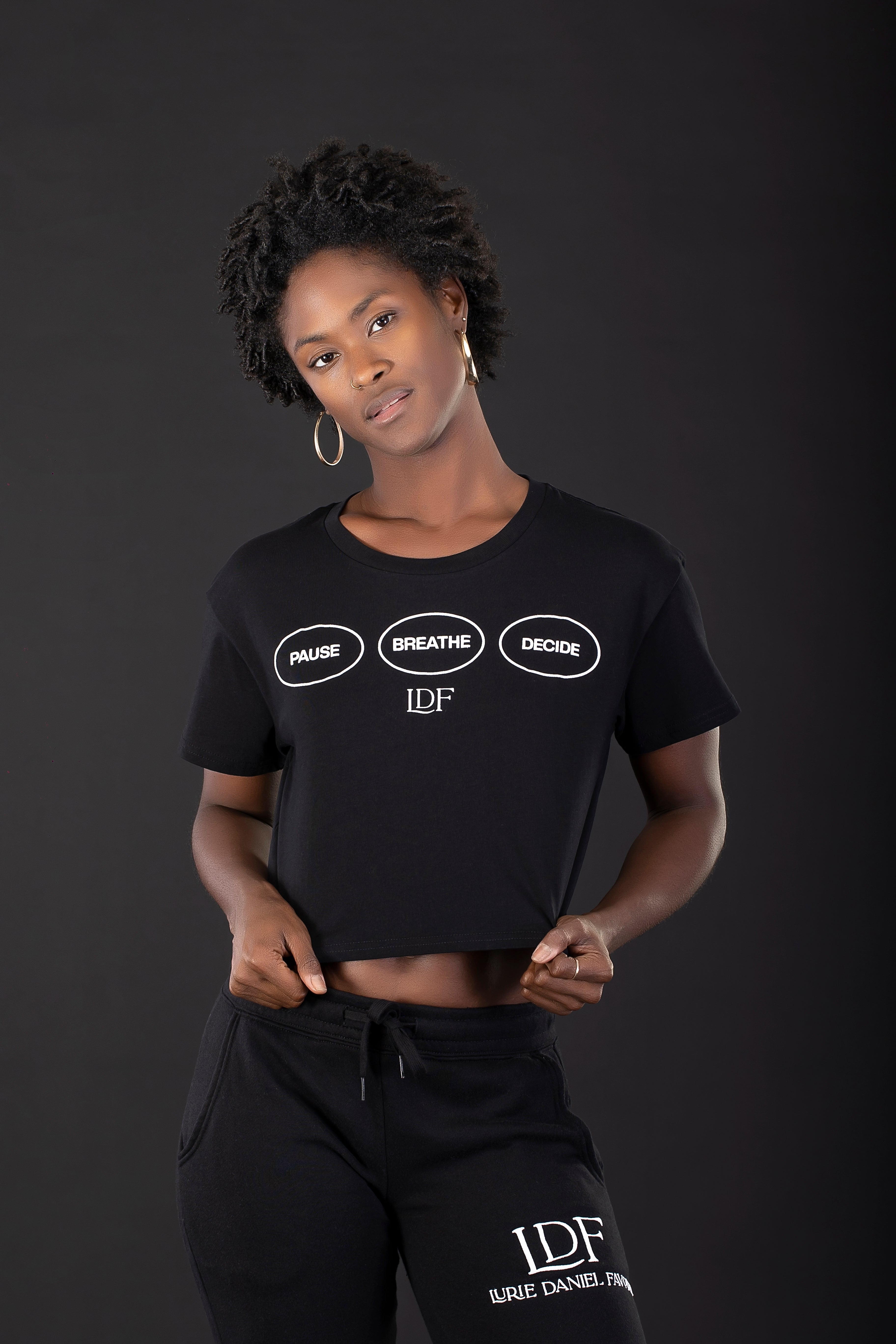 Women's Black Cropped Tee – Pause. Breathe. Decide.